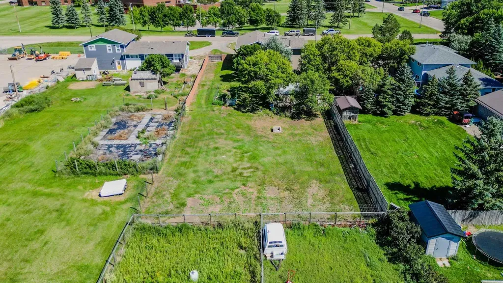 228 Centre Street Magrath AB T0K 1J0