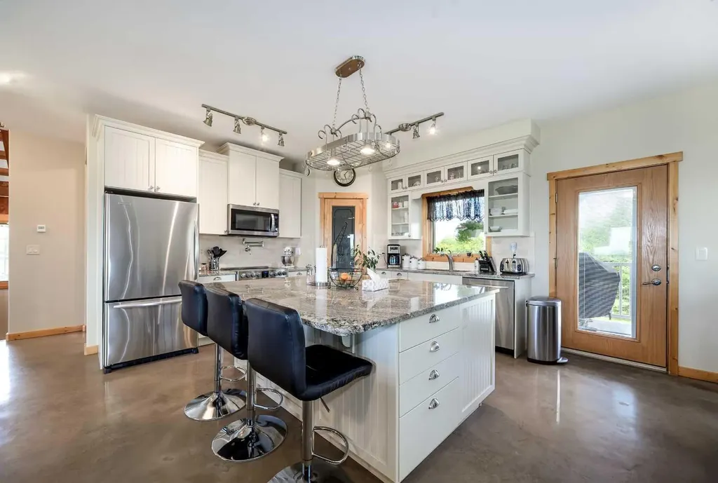 38139 Range Road 265 Rural Red Deer County AB T4E 0Z3