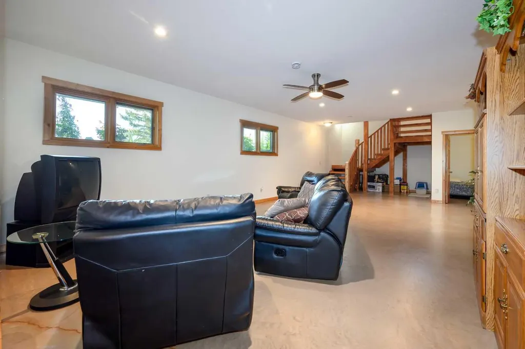 38139 Range Road 265 Rural Red Deer County AB T4E 0Z3