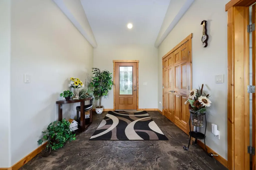 38139 Range Road 265 Rural Red Deer County AB T4E 0Z3