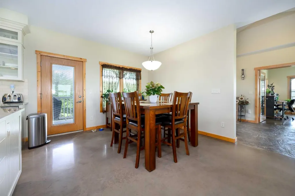 38139 Range Road 265 Rural Red Deer County AB T4E 0Z3