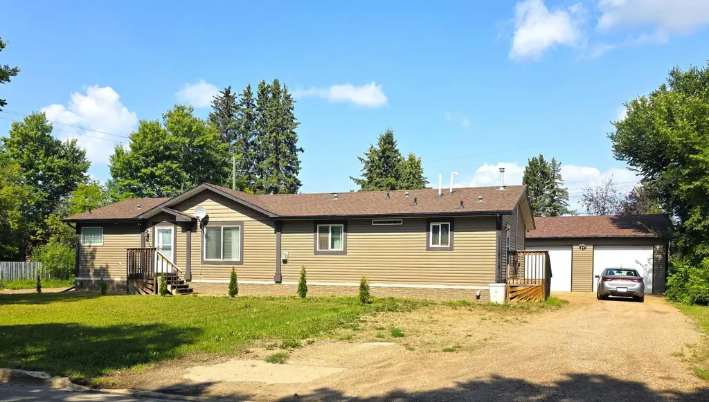 55 Avenue High Prairie AB T0G 1E0