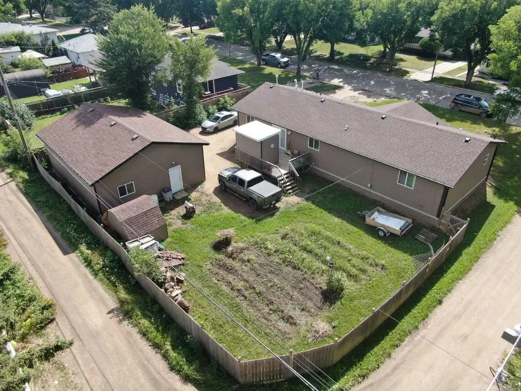 55 Avenue High Prairie AB T0G 1E0