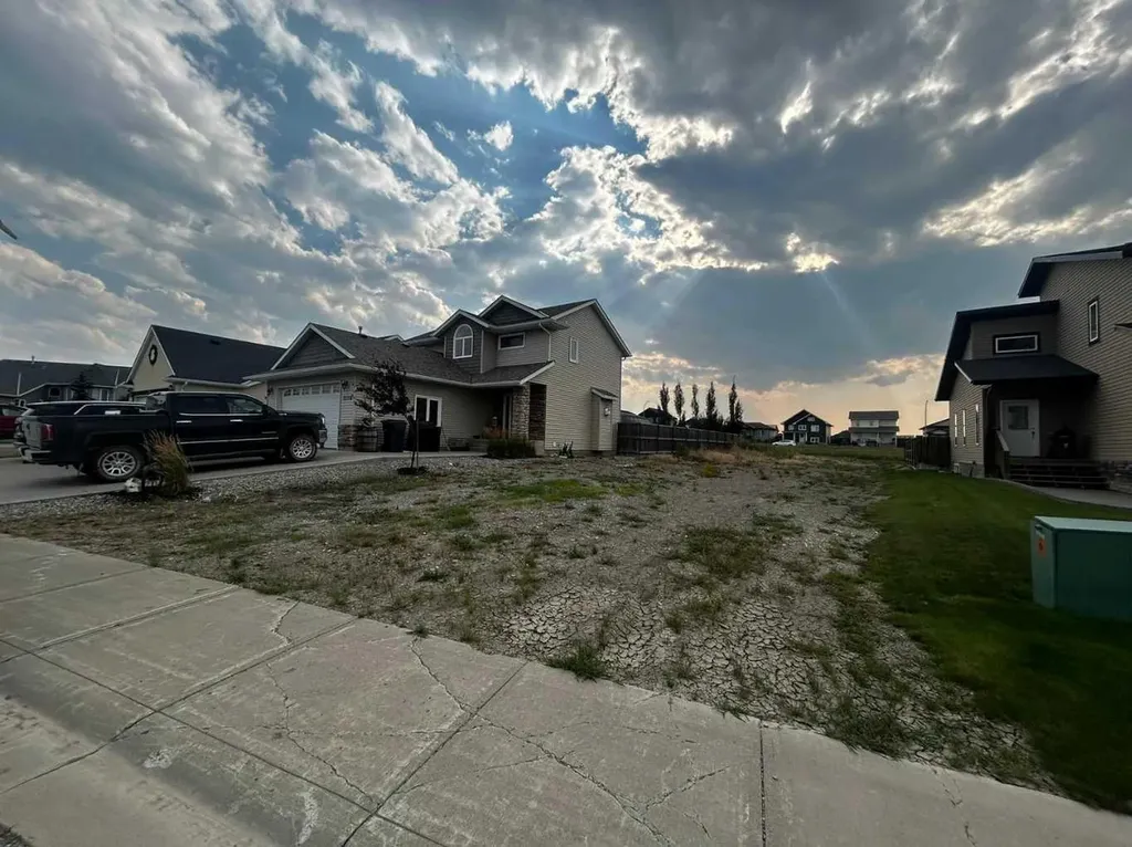 1118 Briar Road Pincher Creek AB T0K1W0