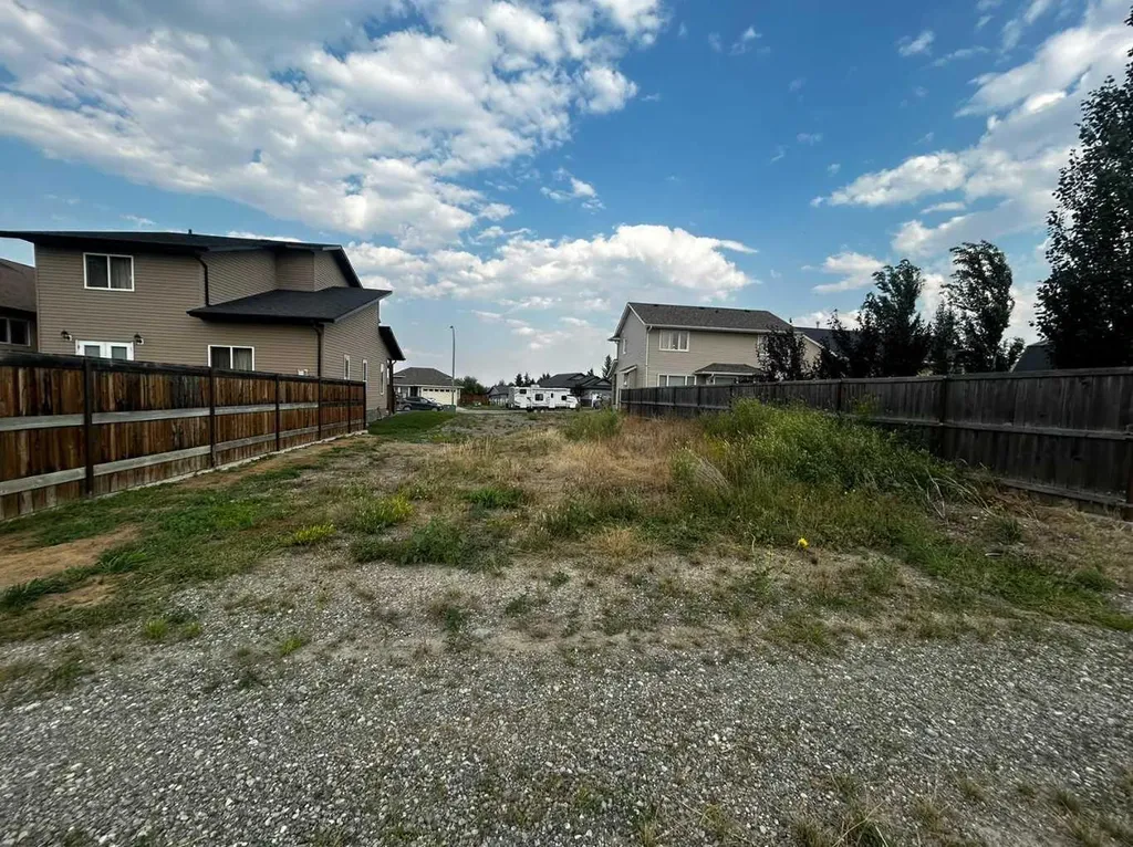 1118 Briar Road Pincher Creek AB T0K1W0