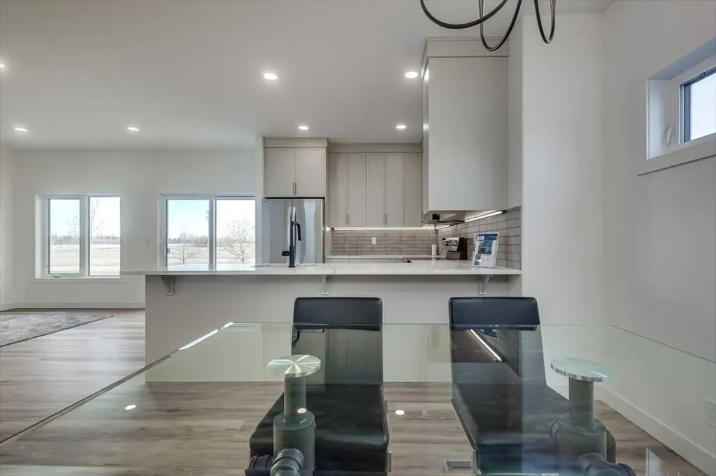 56 Emmett Crescent Red Deer AB T4P 3G8