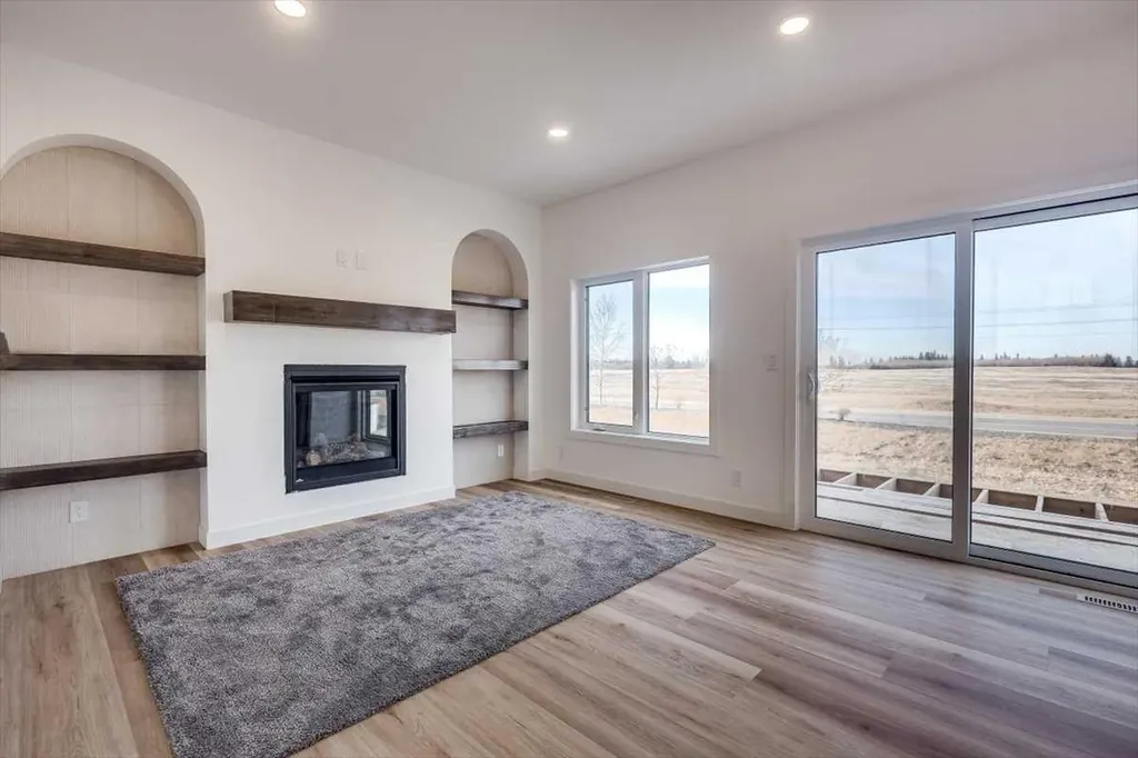 56 Emmett Crescent Red Deer AB T4P 3G8