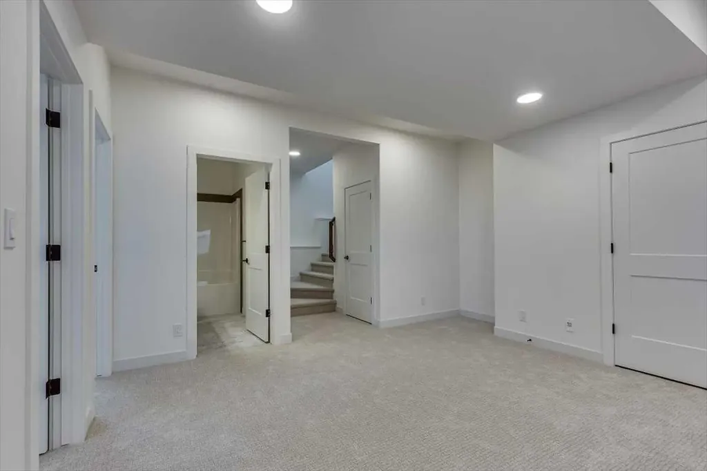 56 Emmett Crescent Red Deer AB T4P 3G8