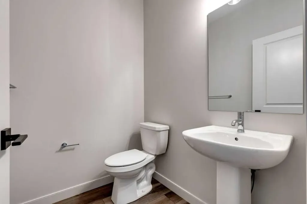 435 Rivercrest Road Cochrane AB T4C 3C6