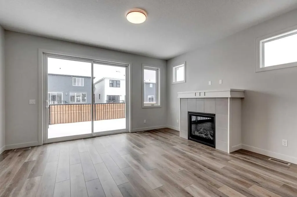 435 Rivercrest Road Cochrane AB T4C 3C6