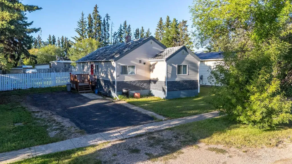 116 1 Avenue W Marsden SK S0M 1P0