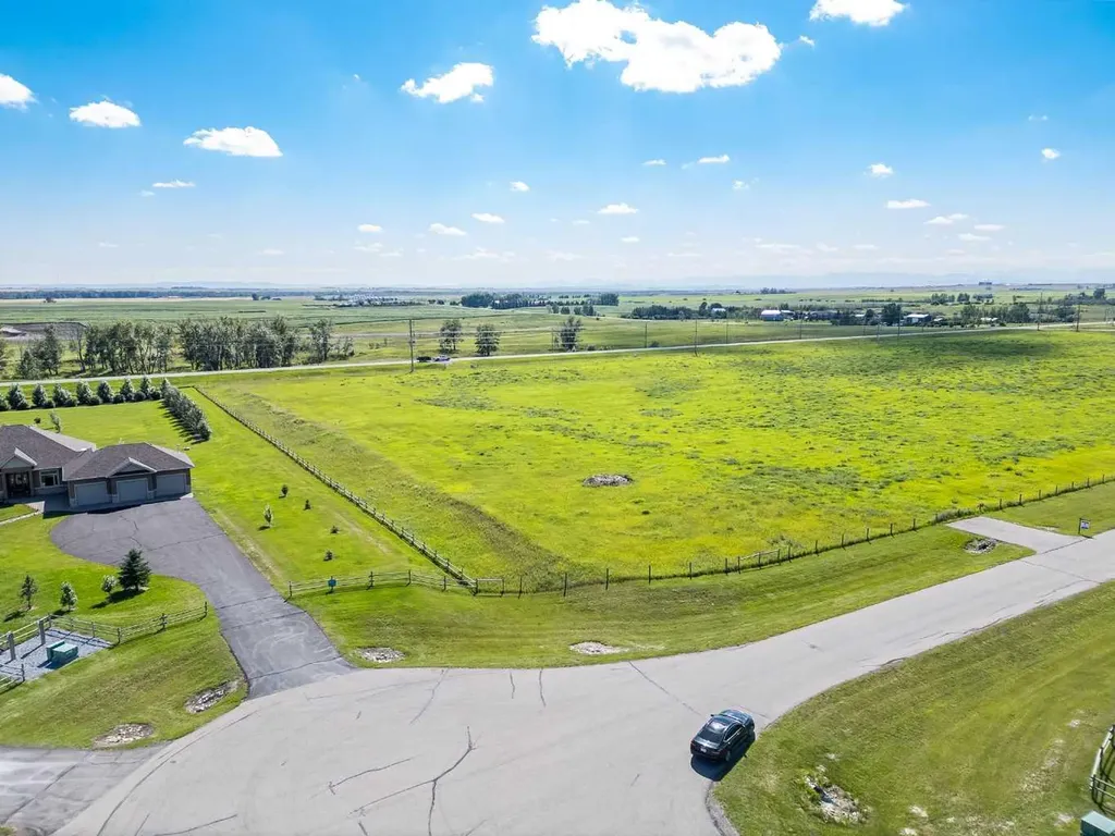 Lot 3 Sharall Circle E Rural Foothills County AB T3J 4H1