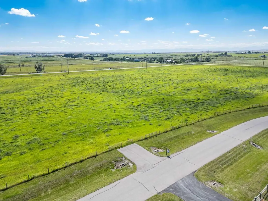 Lot 3 Sharall Circle E Rural Foothills County AB T3J 4H1