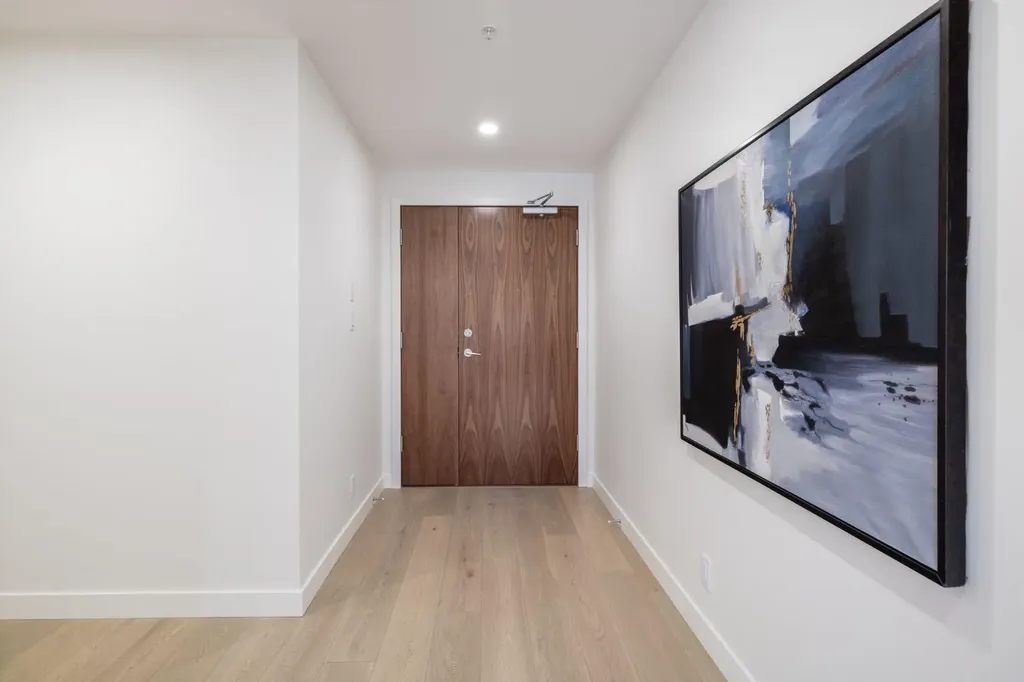 88 Waterfront Mews SW Calgary AB T2P 1K7