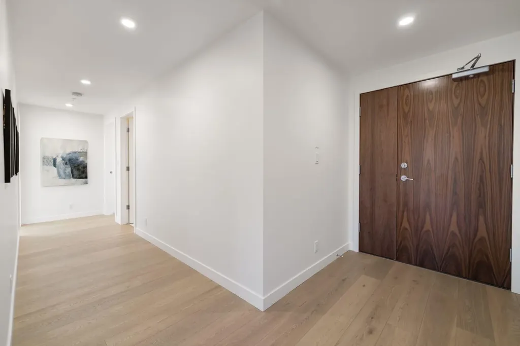 88 Waterfront Mews SW Calgary AB T2P 1K7