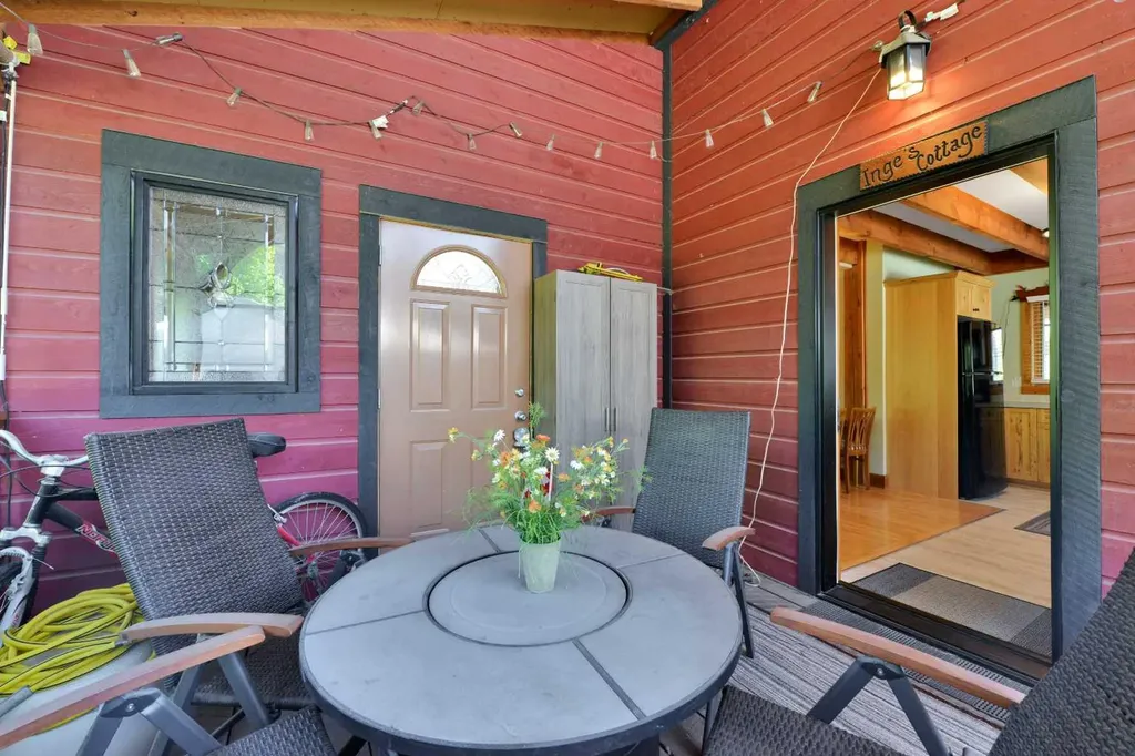 460 Summer Crescent Rural Ponoka County AB T0C 2J0