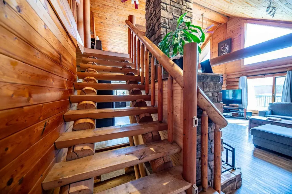 69067 Highway 40 Grovedale AB T0H 1X0