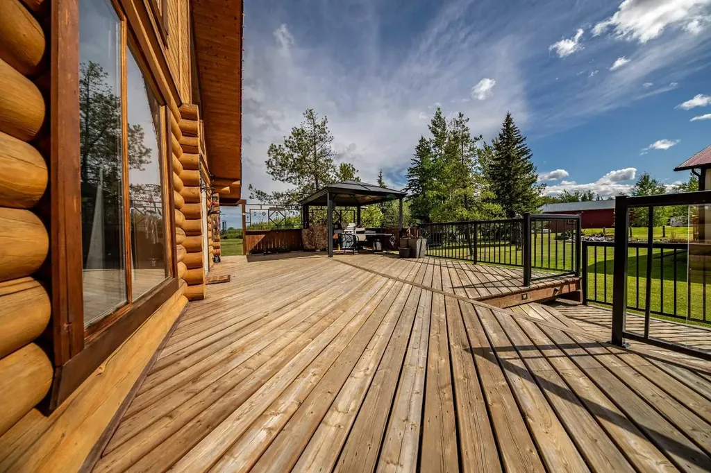 69067 Highway 40 Grovedale AB T0H 1X0