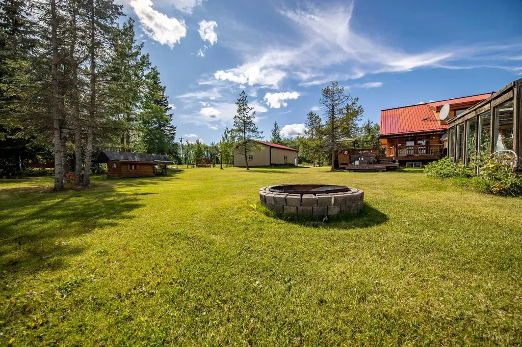 69067 Highway 40 Grovedale AB T0H 1X0