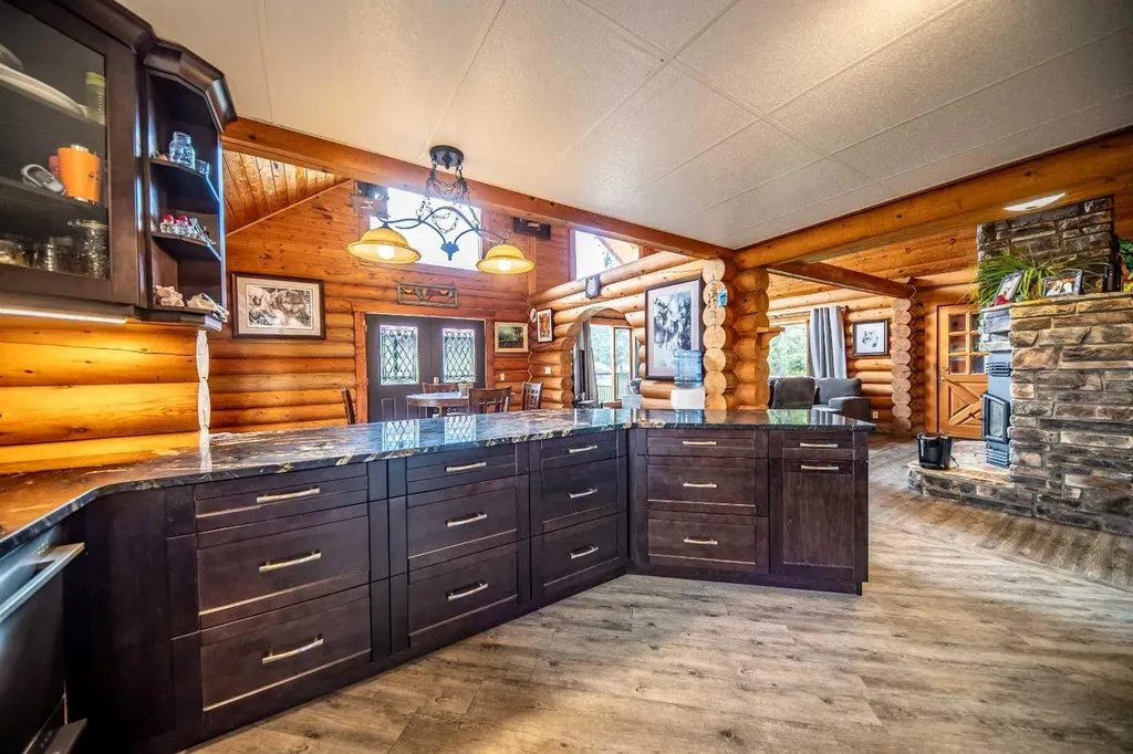 69067 Highway 40 Grovedale AB T0H 1X0