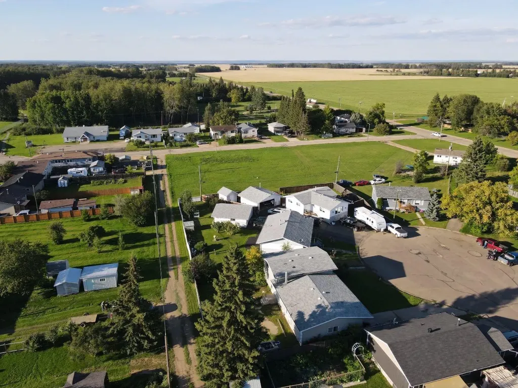 5804 48a Street High Prairie AB T0G 1E0