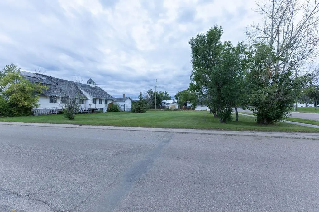 5301 Victoria Avenue Coronation AB T0C1C0