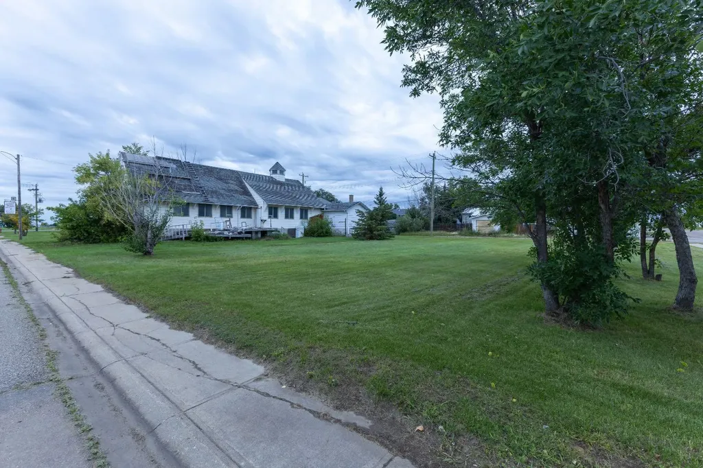 5301 Victoria Avenue Coronation AB T0C1C0