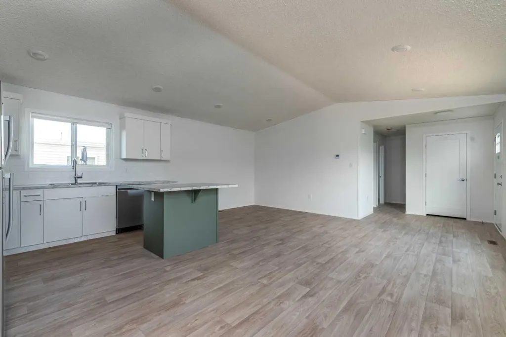 5308 57 Street Lloydminster AB T9V 2A3
