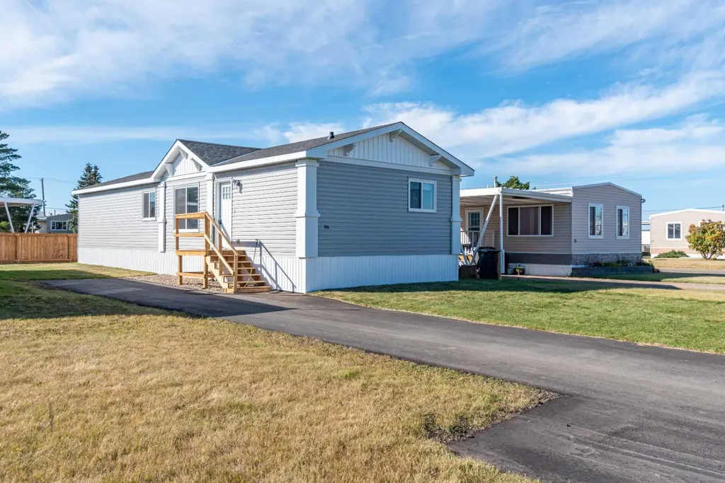 5308 57 Street Lloydminster AB T9V 2A3