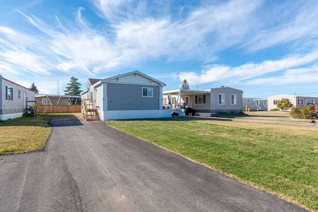 5308 57 Street Lloydminster AB T9V 2A3