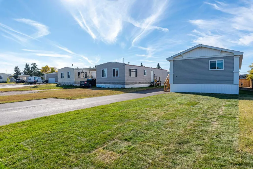 5308 57 Street Lloydminster AB T9V 2A3