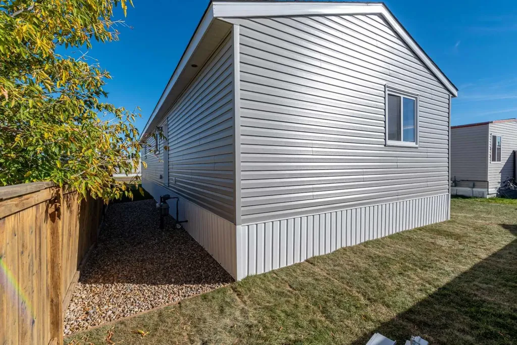 5308 57 Street Lloydminster AB T9V 2A3