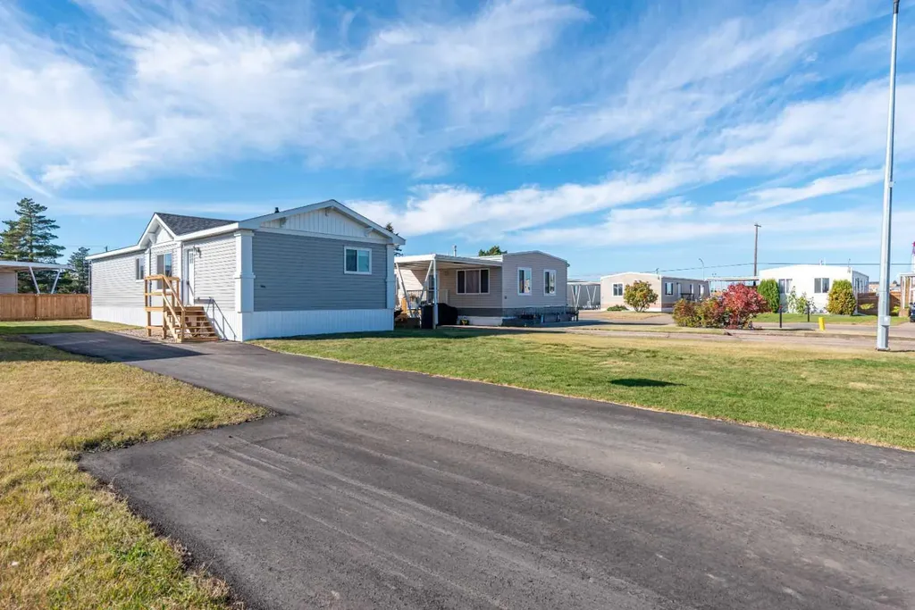 5308 57 Street Lloydminster AB T9V 2A3