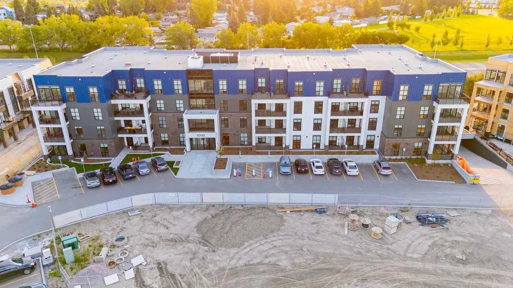 4270 Norford Avenue NW Calgary AB T3B 6P8