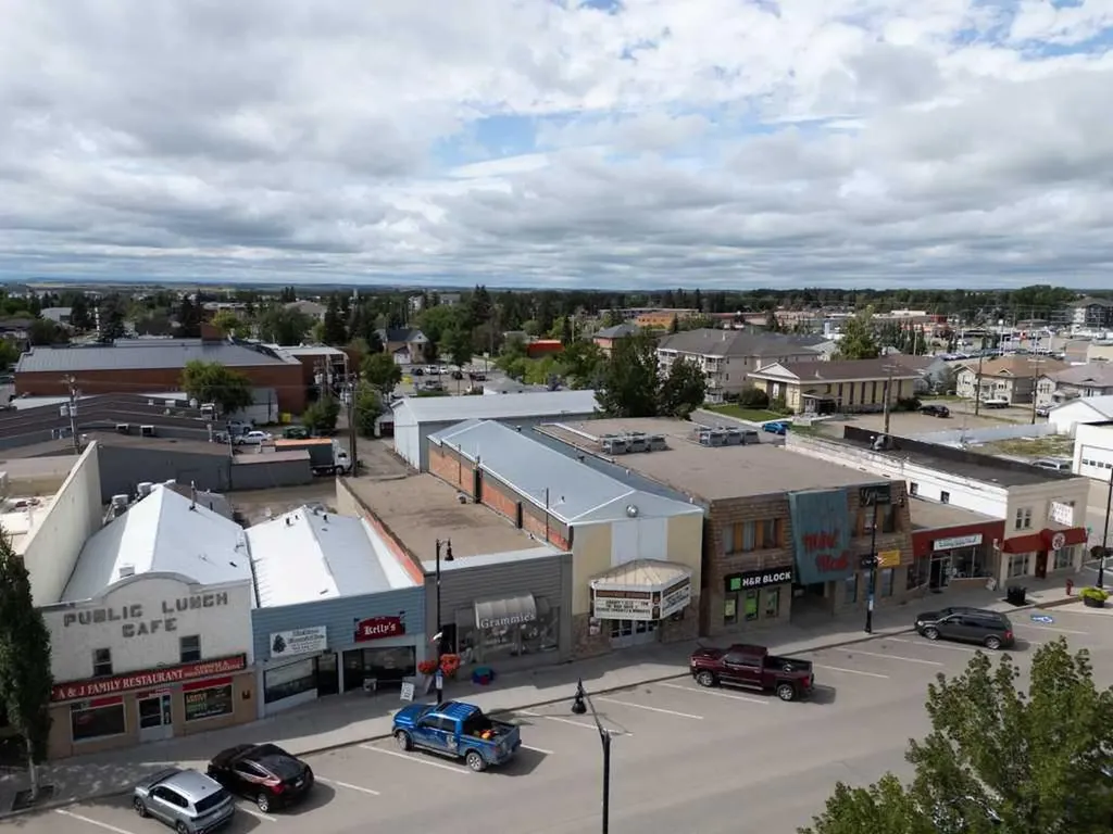 4912 50 Avenue Olds AB T4H 1A5