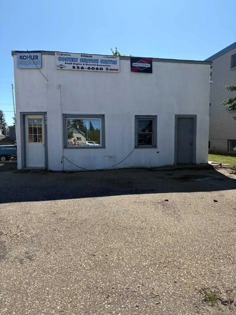5101 51 Street Olds AB T4H 1H1