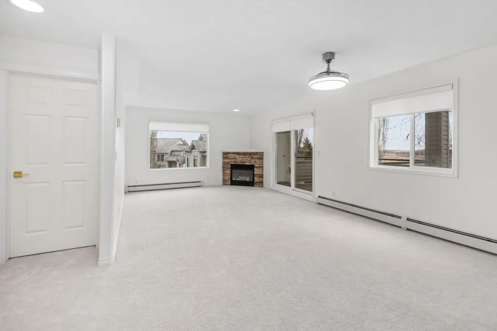 7451 Springbank Boulevard SW Calgary AB T3H4K5