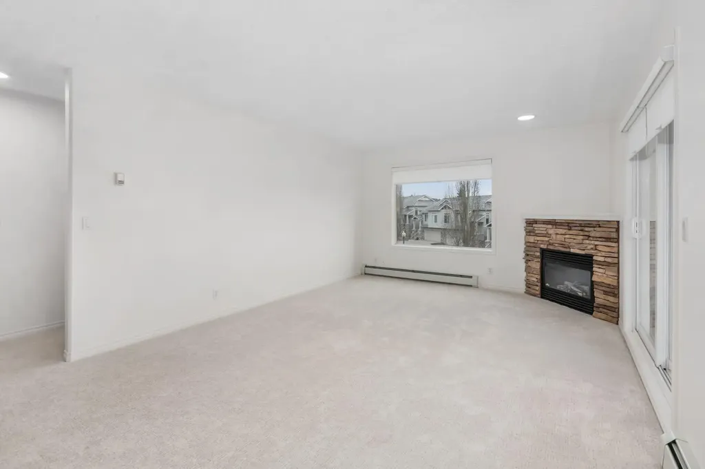 7451 Springbank Boulevard SW Calgary AB T3H4K5