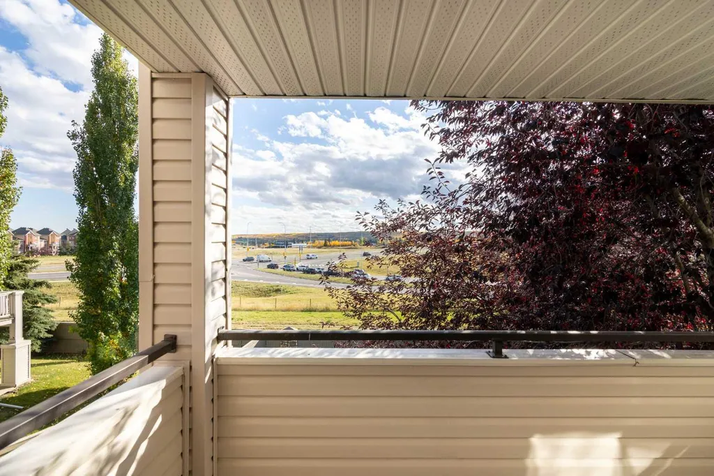 7451 Springbank Boulevard SW Calgary AB T3H4K5