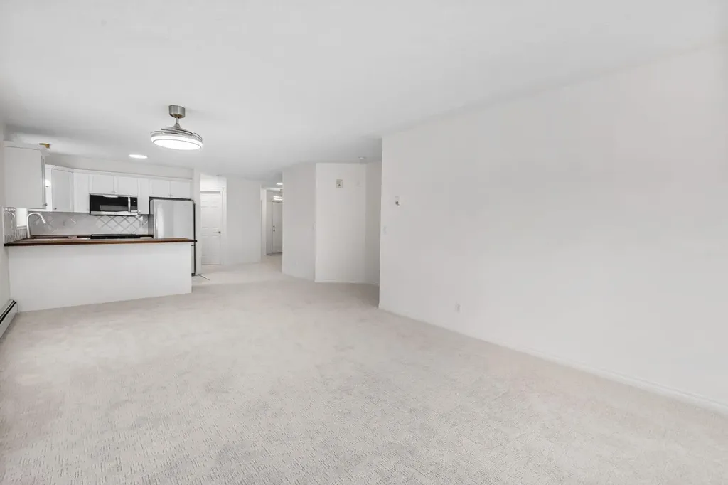 7451 Springbank Boulevard SW Calgary AB T3H4K5