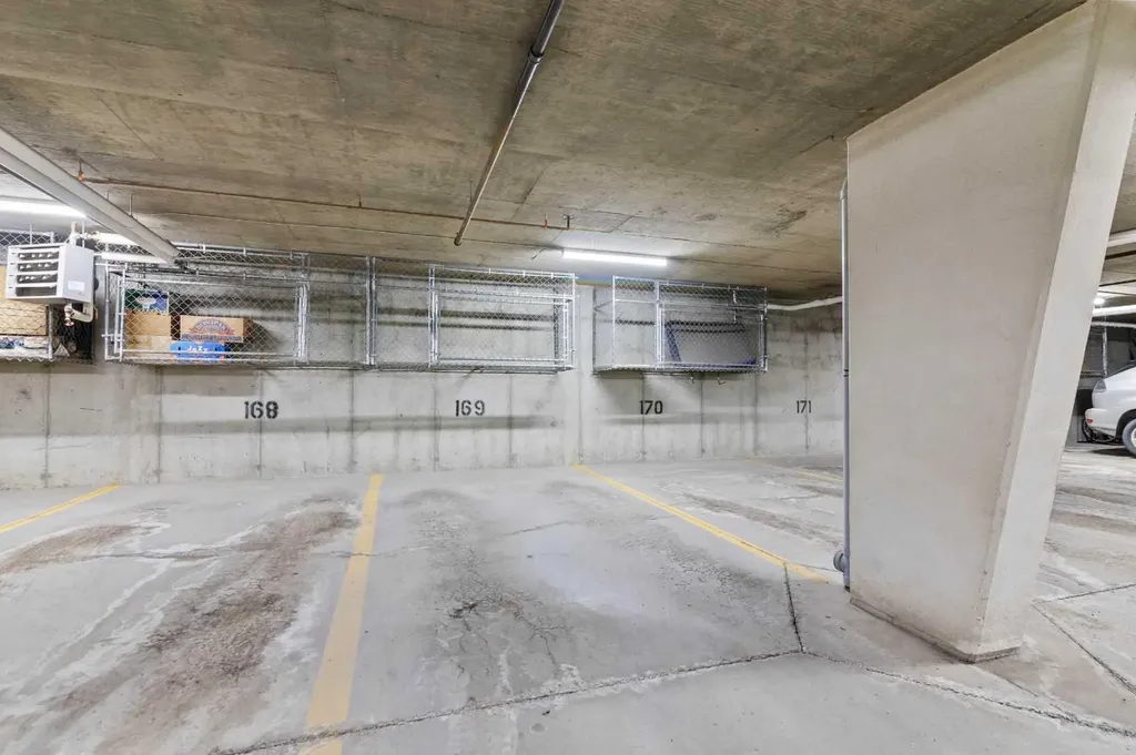 7451 Springbank Boulevard SW Calgary AB T3H4K5