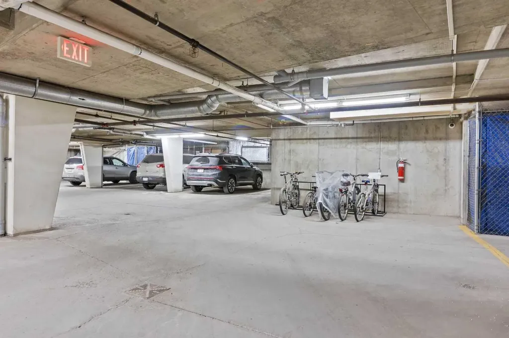 7451 Springbank Boulevard SW Calgary AB T3H4K5