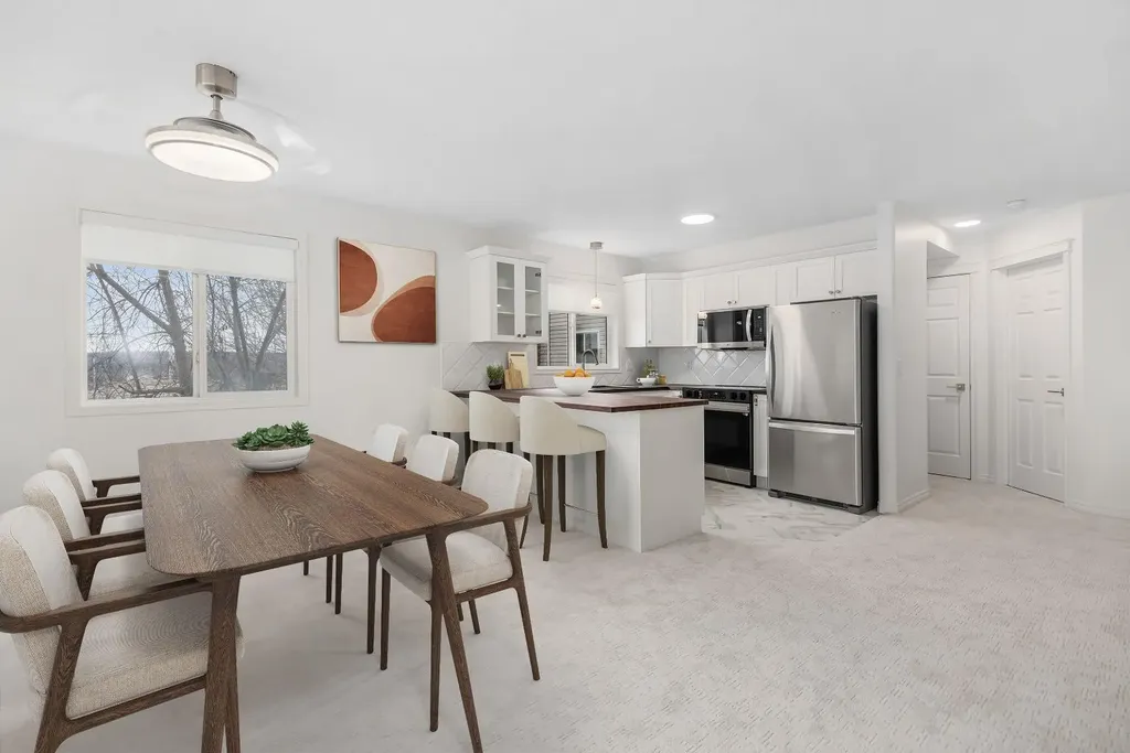 7451 Springbank Boulevard SW Calgary AB T3H4K5