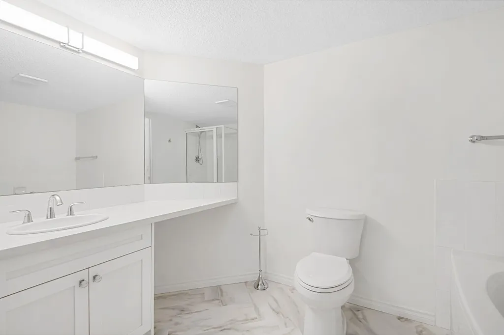 7451 Springbank Boulevard SW Calgary AB T3H4K5