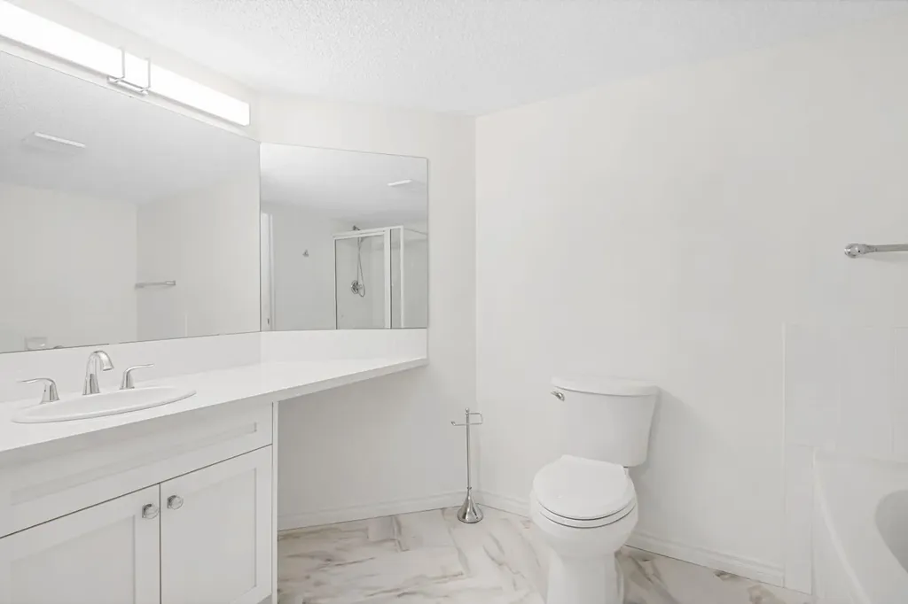 7451 Springbank Boulevard SW Calgary AB T3H4K5