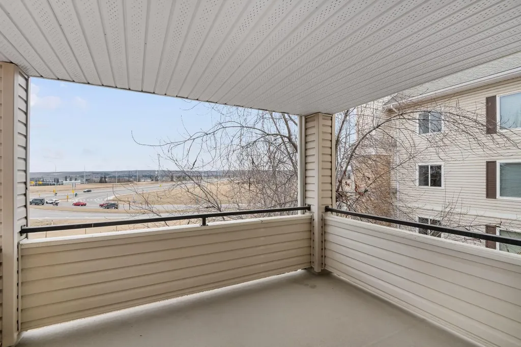 7451 Springbank Boulevard SW Calgary AB T3H4K5