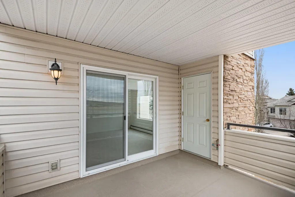 7451 Springbank Boulevard SW Calgary AB T3H4K5