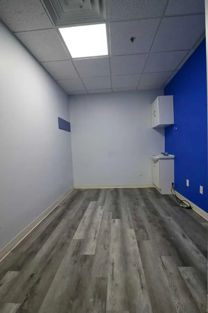 6108 Bowness Road NW Calgary AB T3B 0E1