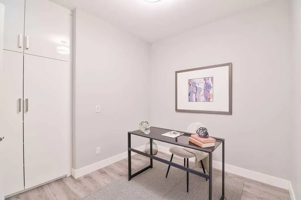 515 4 Avenue NE Calgary AB T2E 0J9