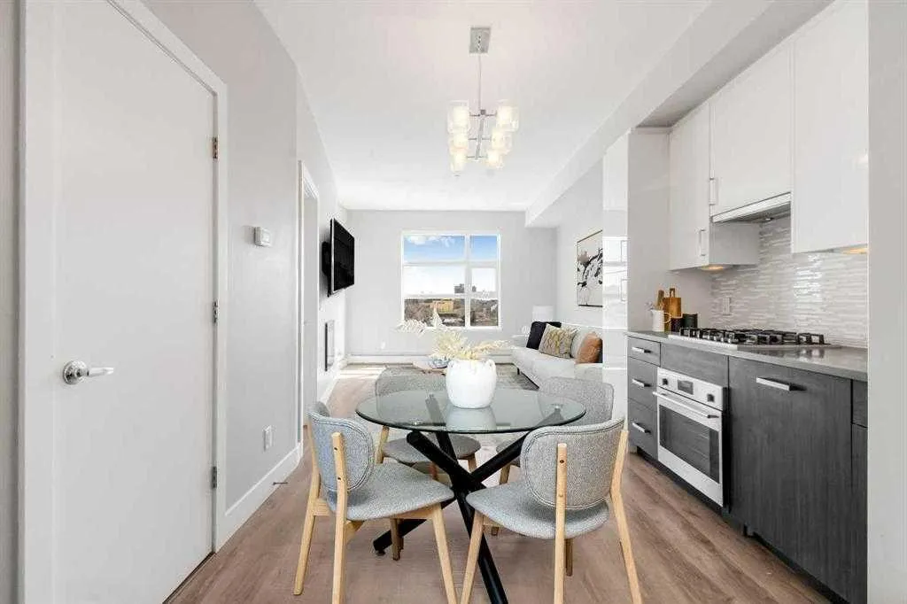 515 4 Avenue NE Calgary AB T2E 0J9